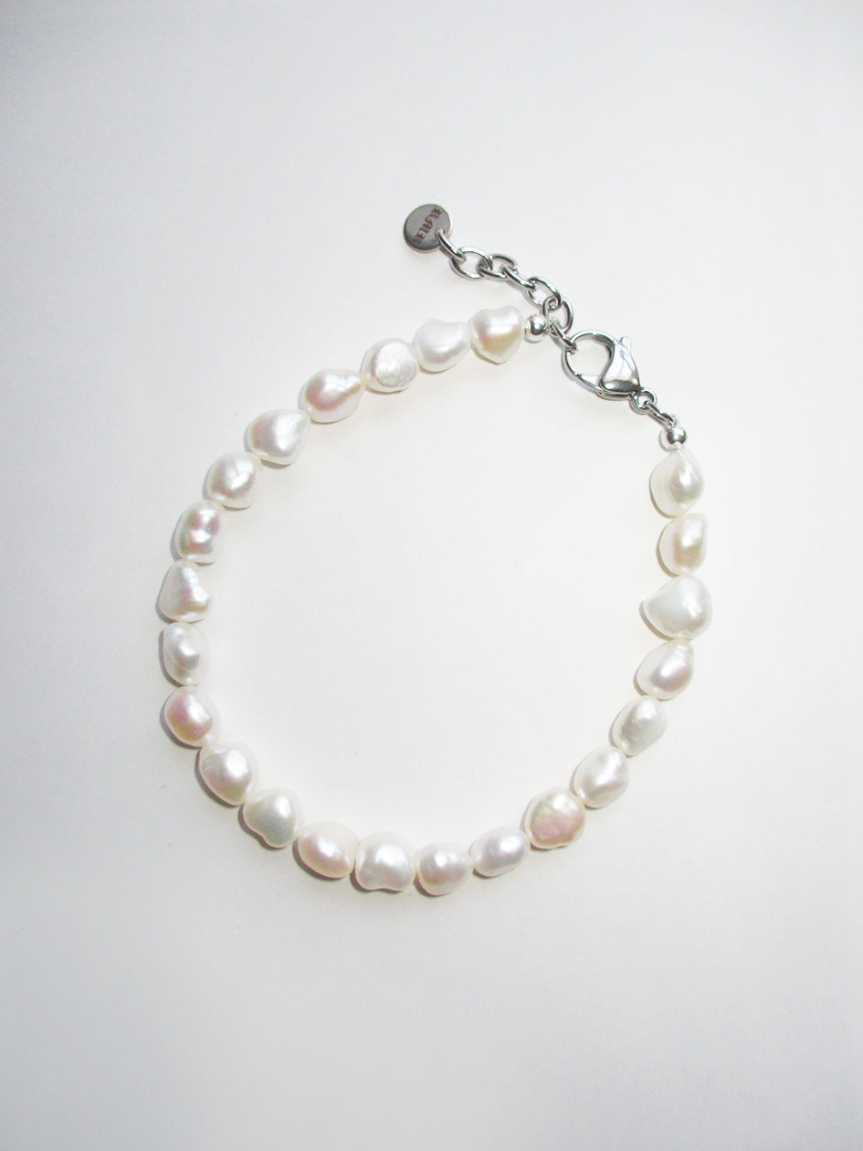 THE BAROQUE FRESHWATER PEARL ANKLET