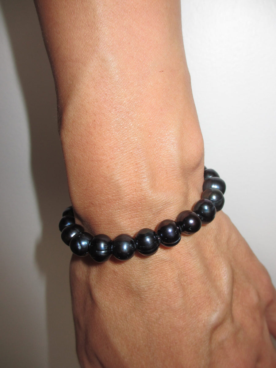 BLACK PEARL BRACELET