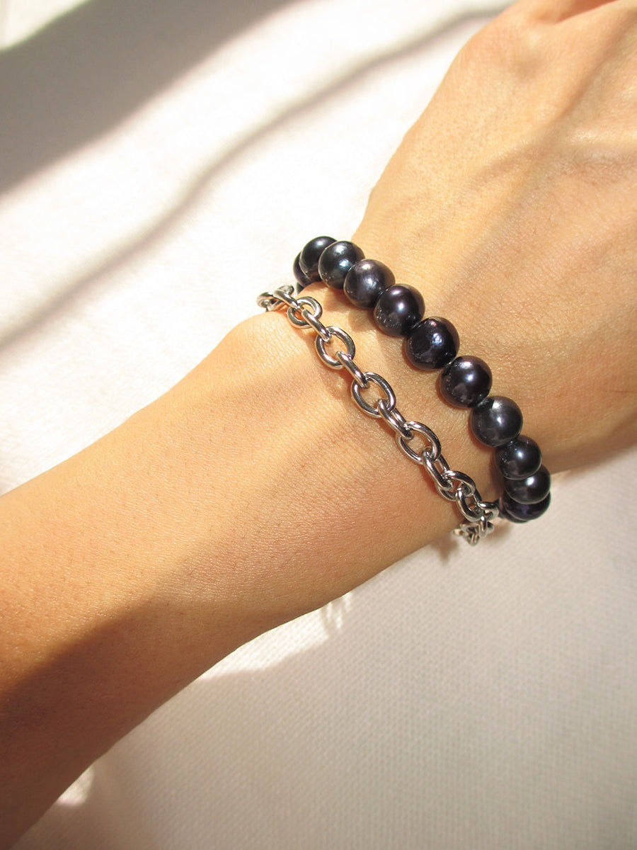 THE BLACK PEARL ROLO CHAIN BRACELET