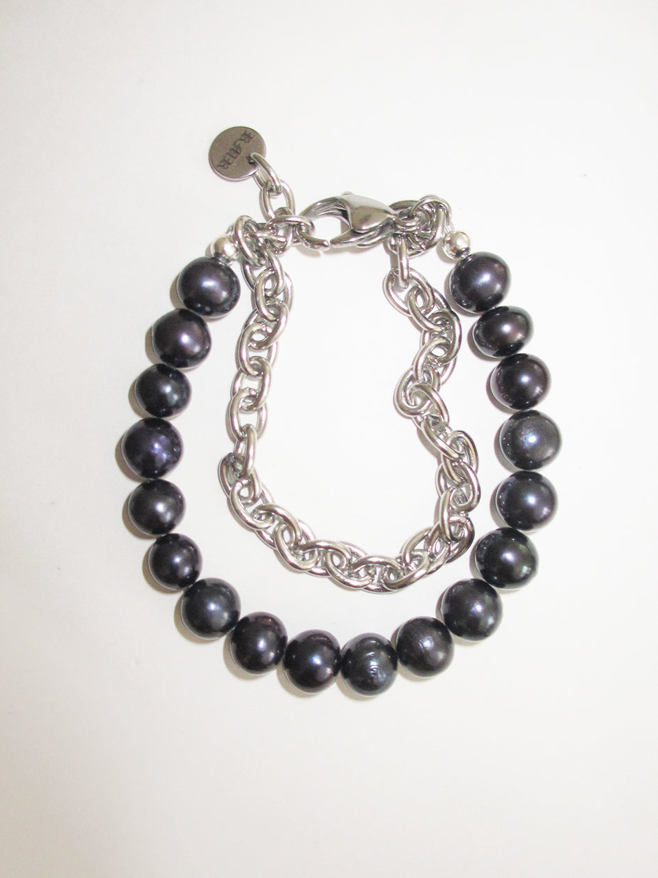 THE BLACK PEARL ROLO CHAIN BRACELET