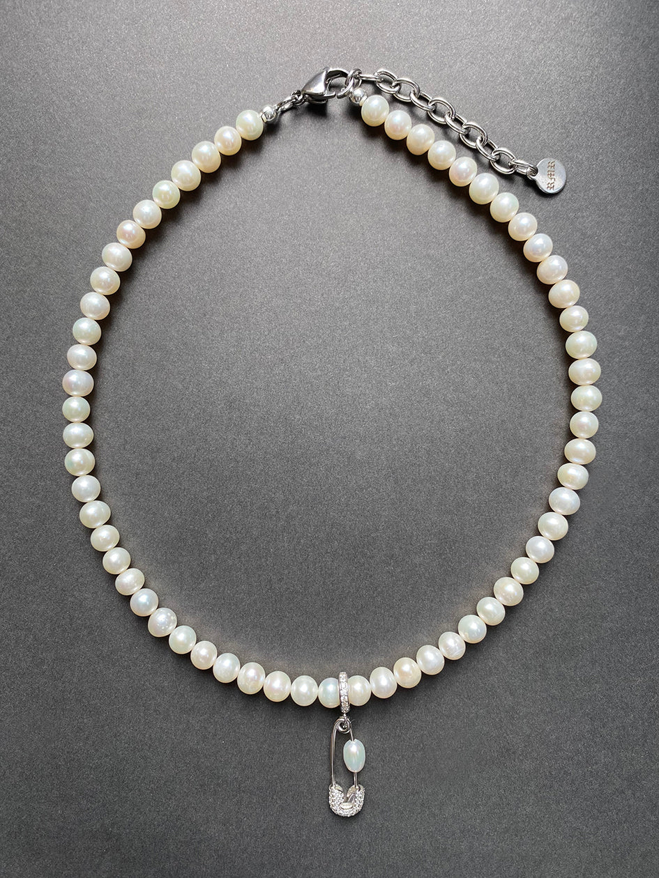 PIN THROUGH MY PEARL FRESHWATER PEARL CHOKER SILVER