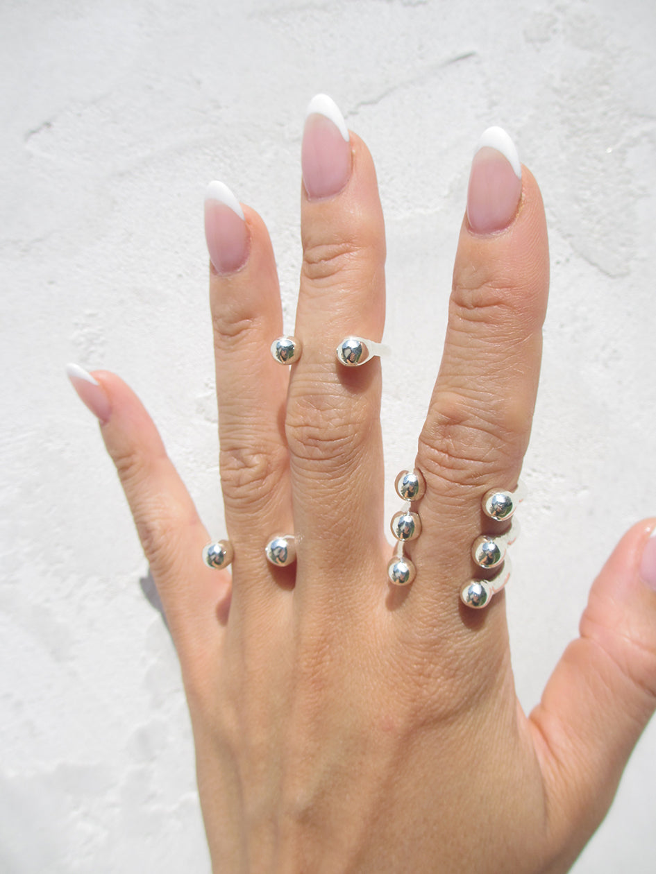 THE PIERCED RING SILVER