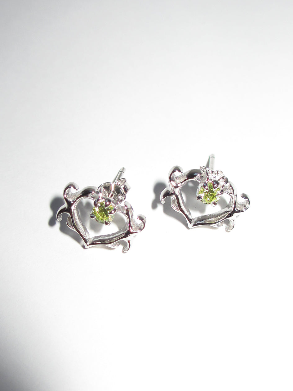 THE SELMA HEART STUDS 925 sterling silver