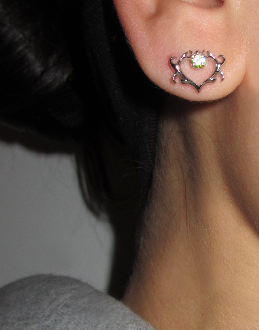 THE SELMA HEART STUDS 925 sterling silver