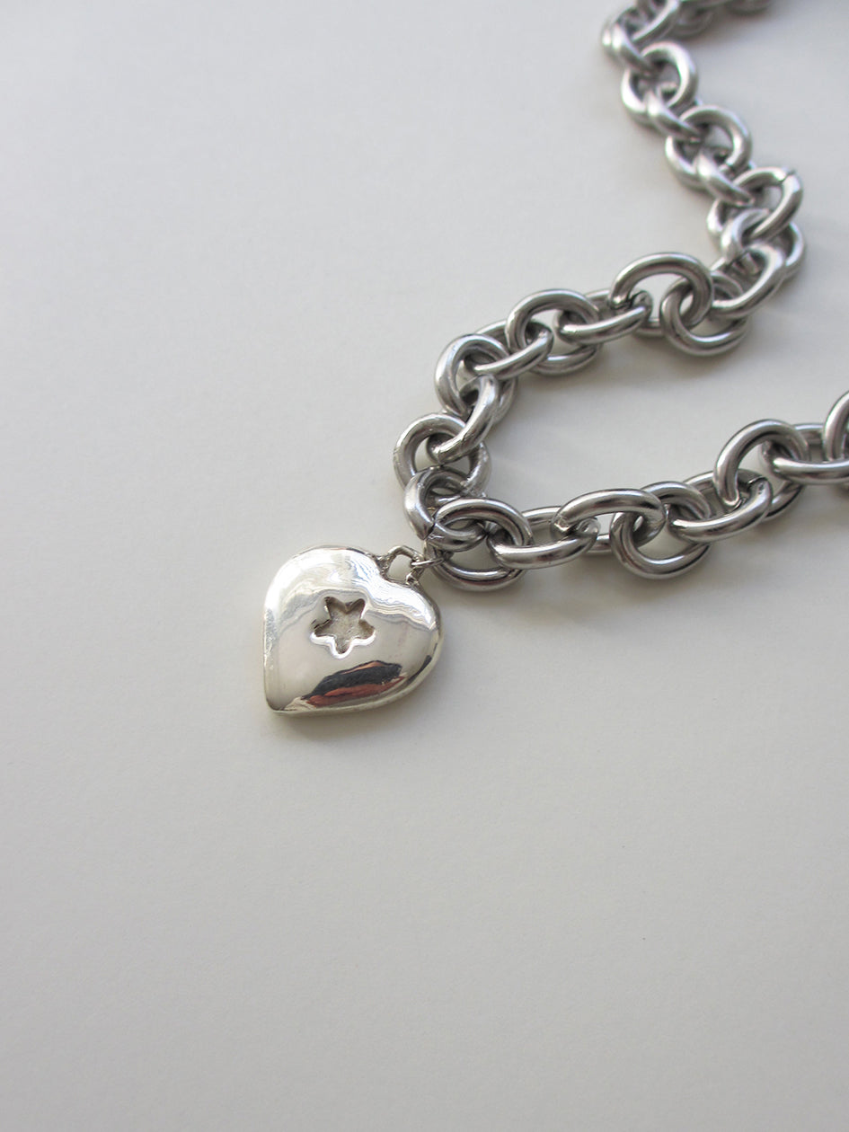 THE STAR HEART CHAIN CHOKER