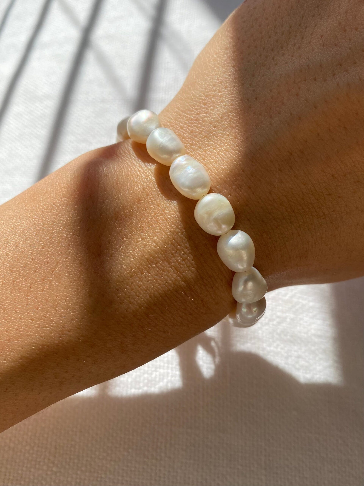THE BAROQUE FRESHWATER PEARL BRACELET